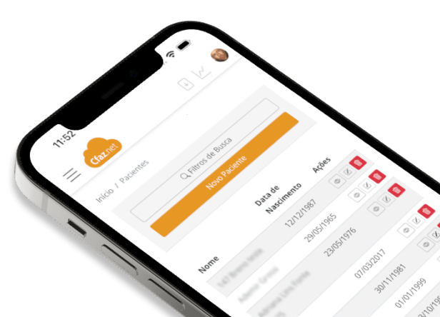Um celular mostrando a tela de cadastro de pacientes do sistema Cfaz.net